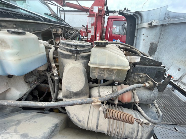#1303-•-1999-chevrolet-boom-truck-**non-runner**(has-mn-title)-image-12
