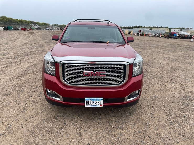 2015-gmc-yukon-denali-image-8