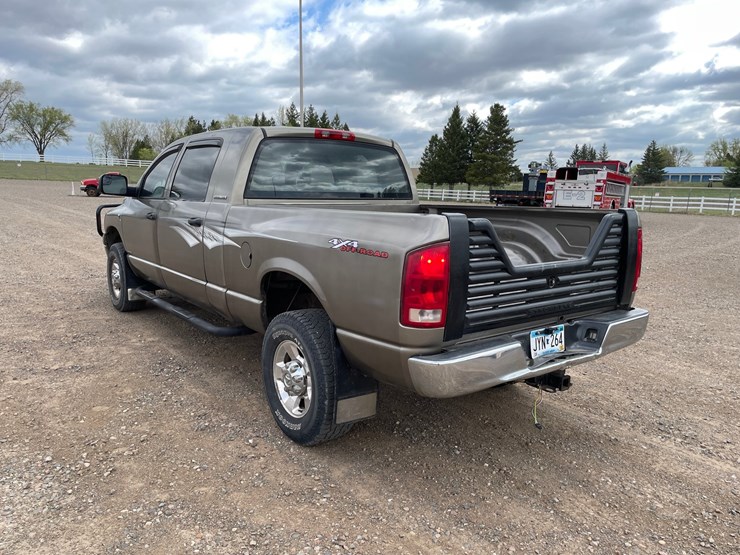 2006-dodge-ram-2500-image-3