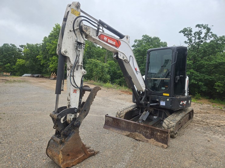2022-bobcat-e42-image-1