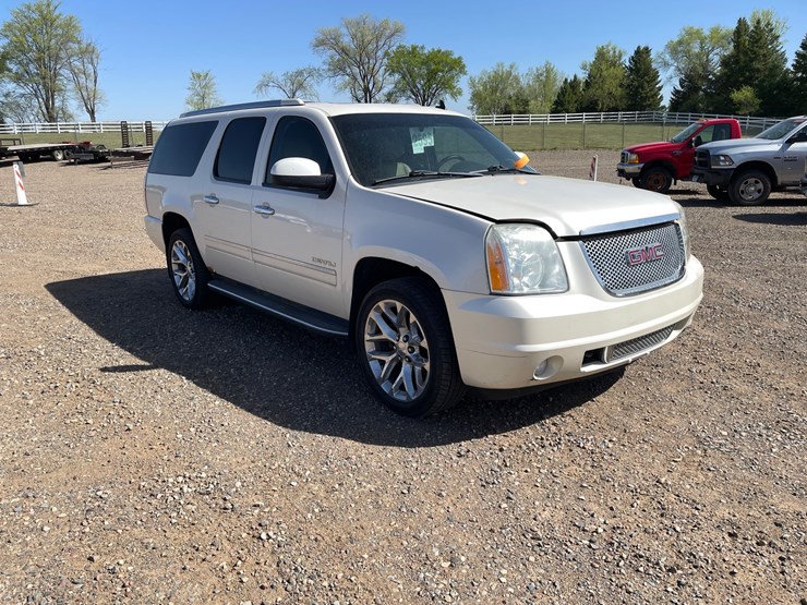 2008-gmc-yukon-denali-image-7