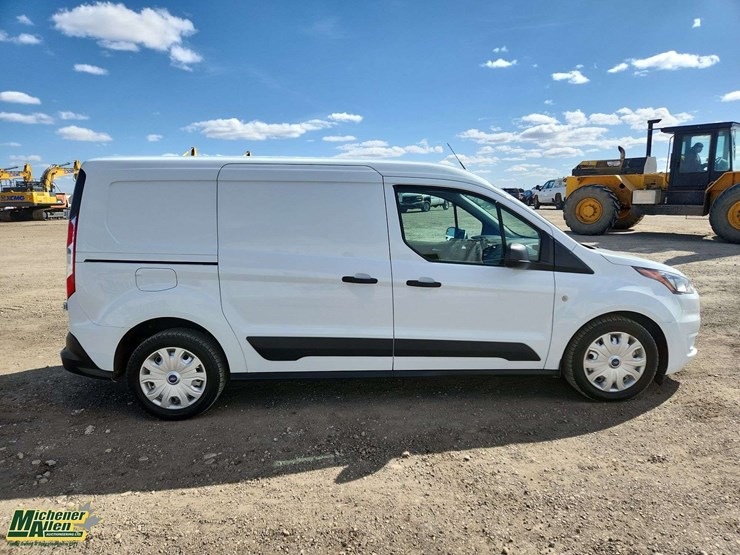 2022-ford-transit-connect-image-8