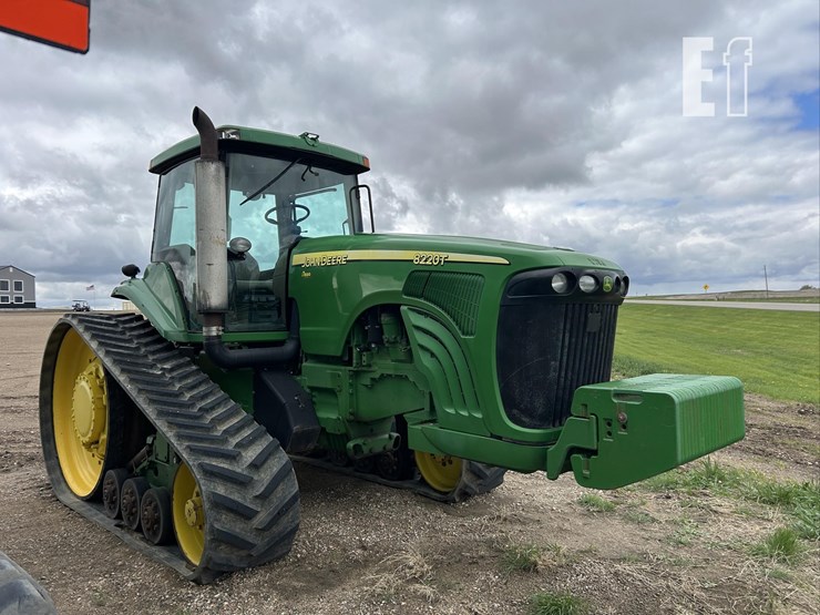 2004-john-deere-8220t-image-3