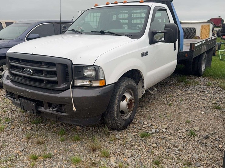 2002-ford-f350-image-1