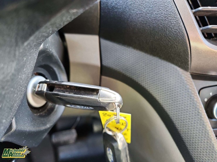 2022-ford-transit-connect-image-24