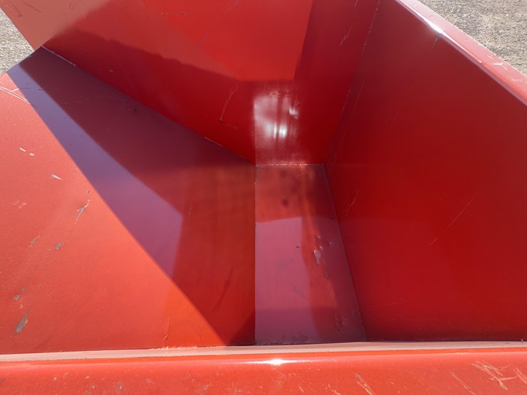 self-dumping-hopper-image-5