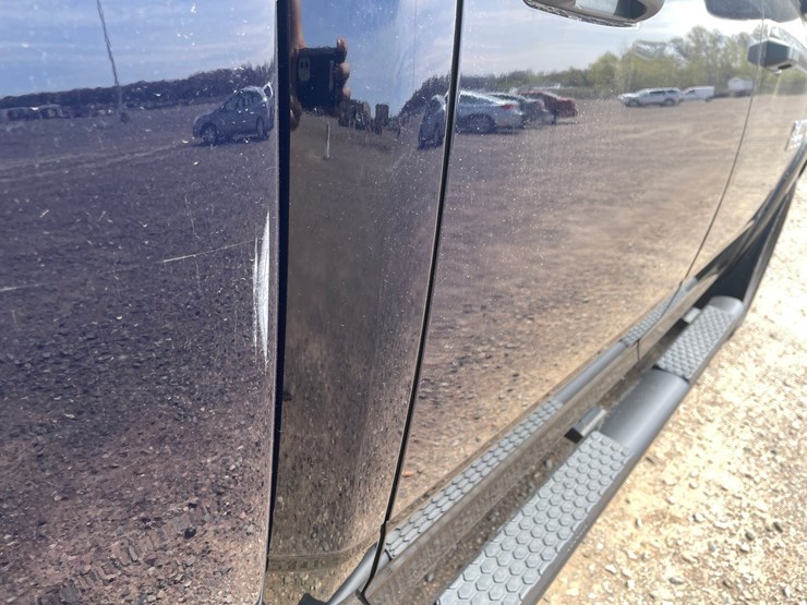 2015-dodge-1500-image-14