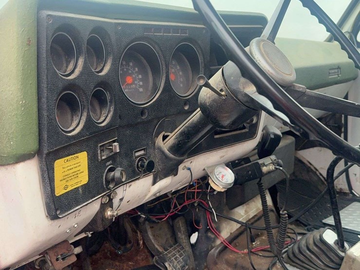 1976-chevrolet-c65-image-8