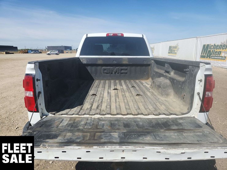 2019-gmc-sierra-2500hd-image-9