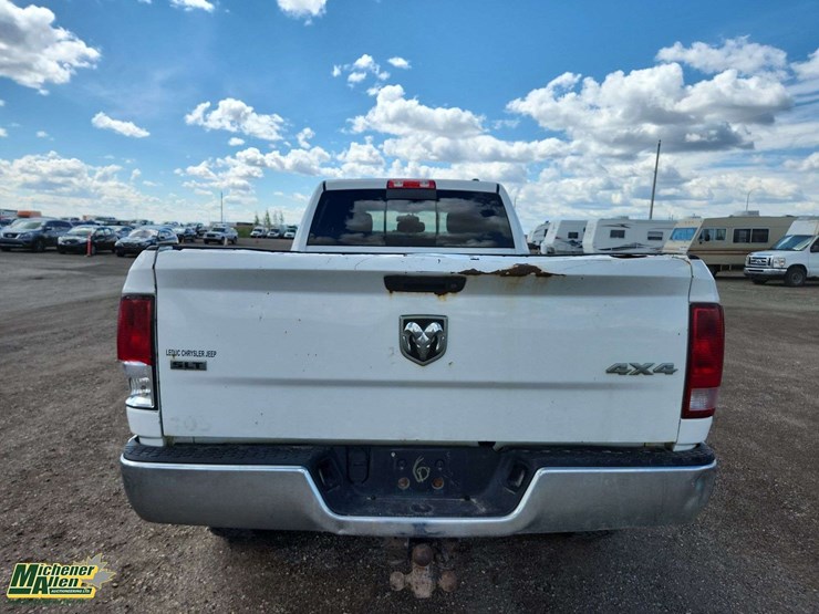 2012-dodge-2500-image-7