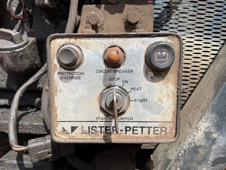 1982-caterpillar-215-image-31