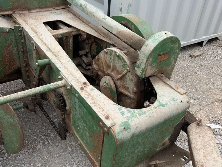 john-deere-14t-image-3