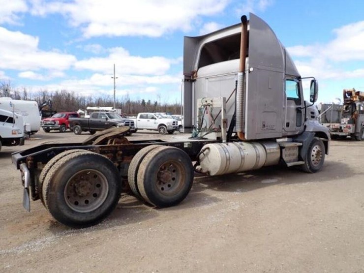 2016-mack-cxu613-t/a-hiway-tractor---sleeper---1m1-image-4