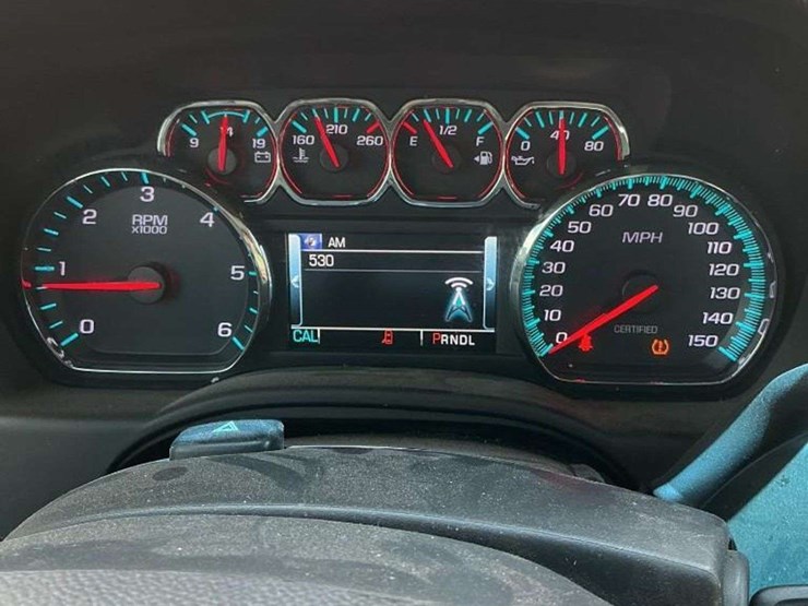 2019-chevrolet-tahoe-image-7