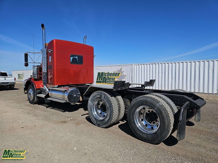 2007-kenworth-t800-image-3