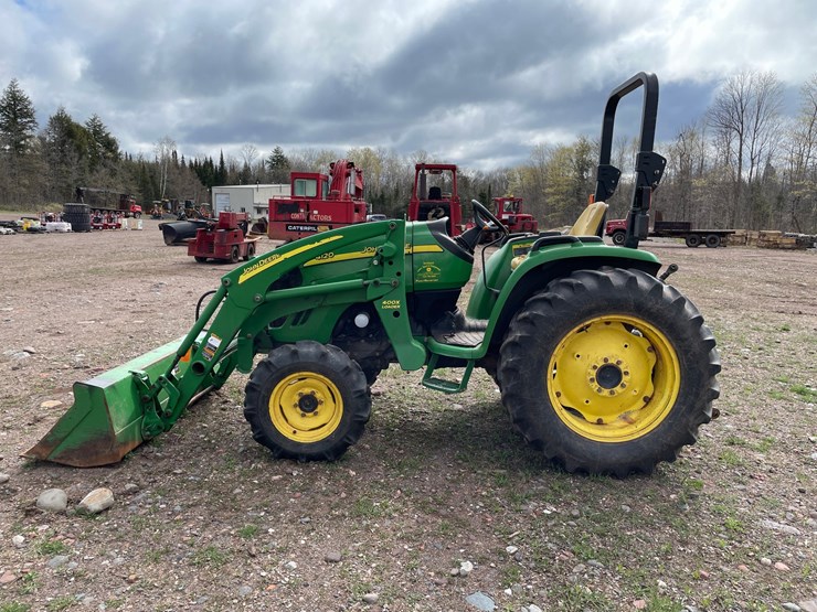 2005-john-deere-4120-image-2