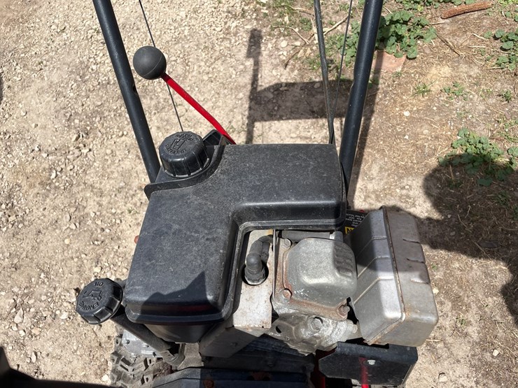 #2127-•-snapper-22"-snowblower-image-10