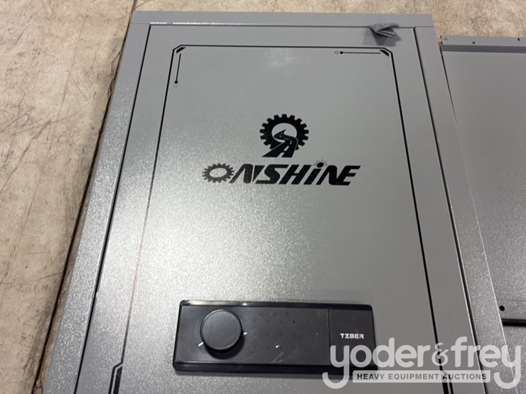 unused-onshine-8-12-gun-safe-with-key-lock,-3-movable-gun-rests,-electronic-key,-mechanical-key-image-2