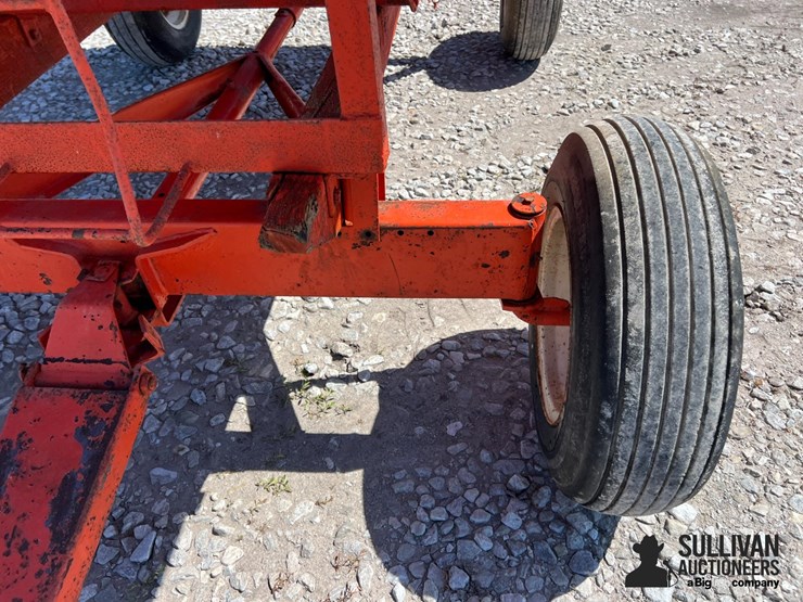 gravity-flow-wagon-image-19
