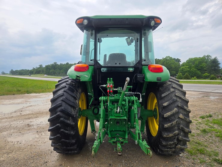 john-deere-6105d-image-10