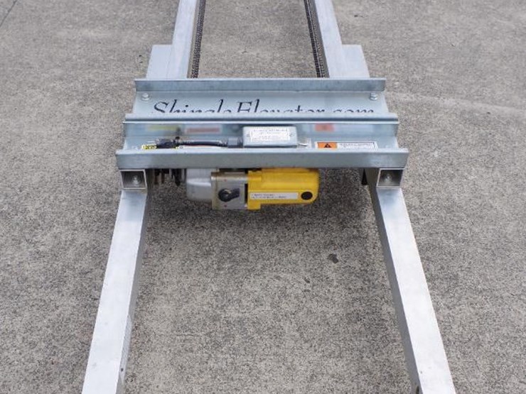 25'-shingleladder-electric-roofing-hoist-/-shingle-elevator,-see-description-image-3