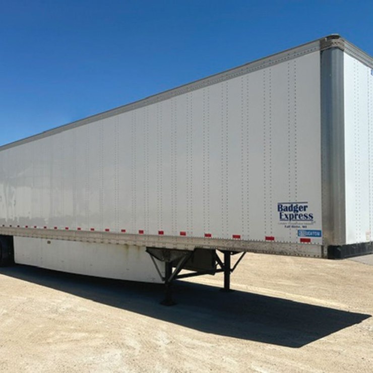 2016 STOUGHTON Van