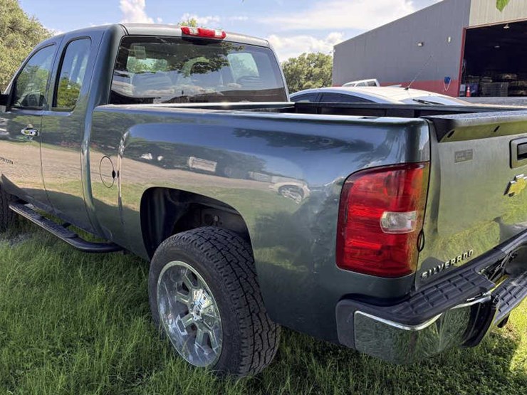 2008-chevrolet-silverado-1500-image-4