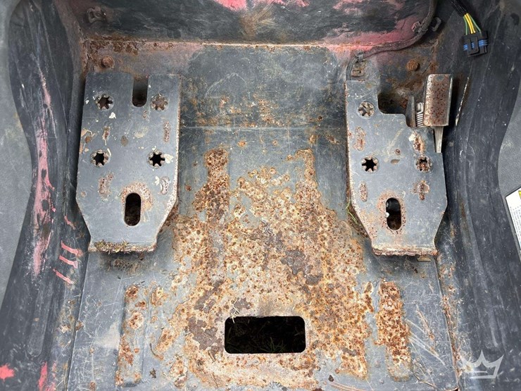 2021-bobcat-t64-image-24