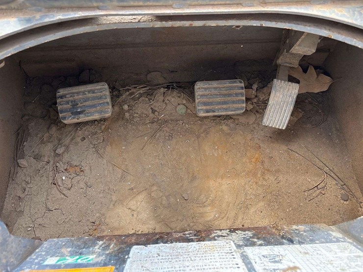 2020-takeuchi-tl6r-image-25