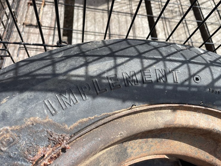 #2135-•-(2)-implement-tires-image-5