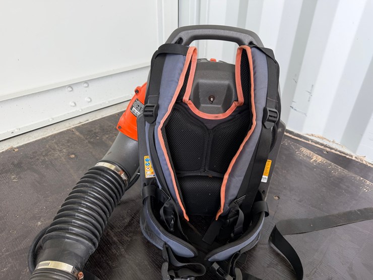 #6029-•-husqvarna-150bt-backpack-leaf-blower-image-6