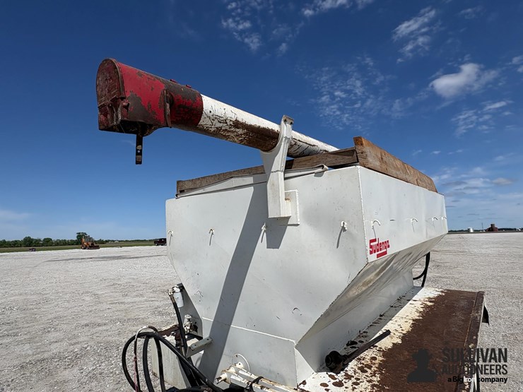 sudenga-2-compartment-feeder-wagon-image-14