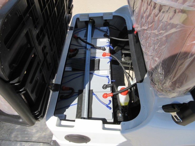 2026-sdlanch-sdlc80-shuttle-golf-cart,-image-5