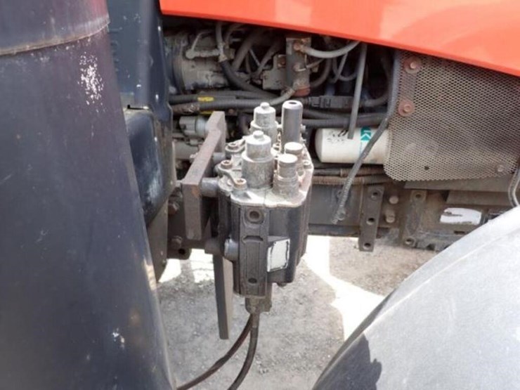 2016-kubota-m6-141-image-43