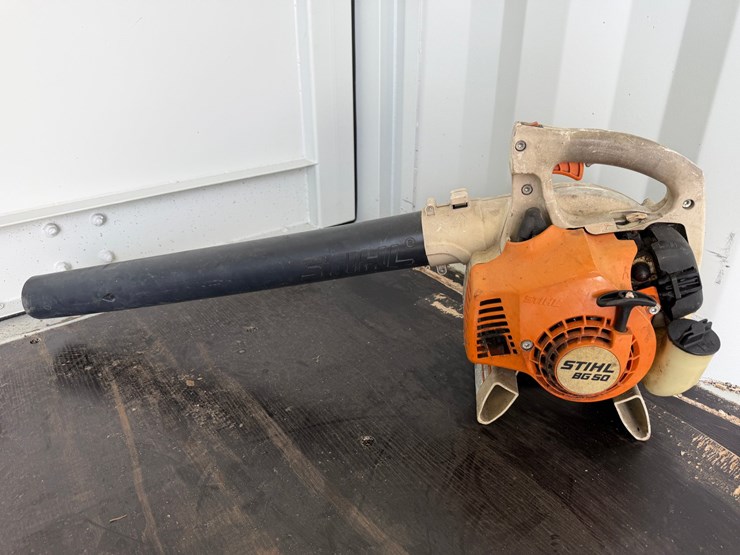 #6035-•-stihl-bg50-handheld-leaf-blower-image-1