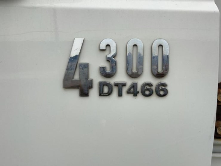 international-dt466-image-23