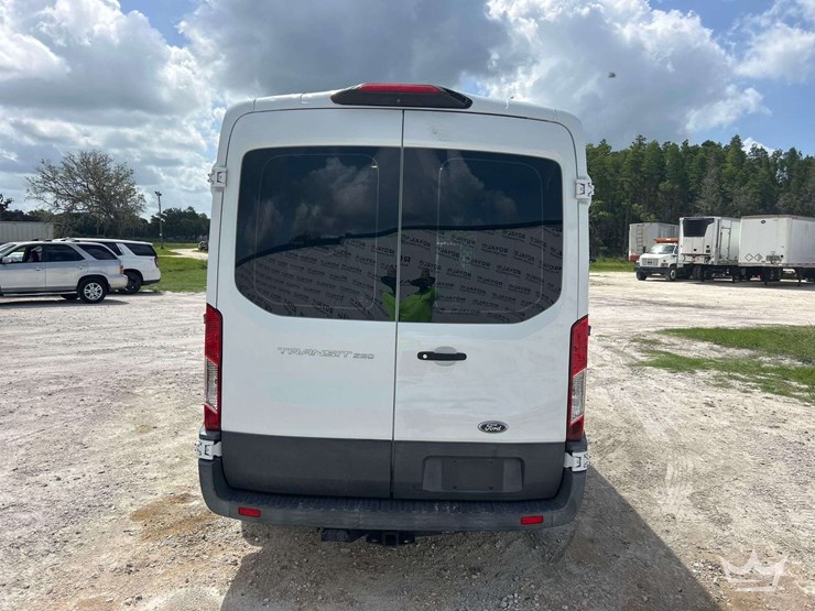 2018-ford-transit-image-22