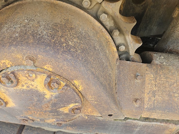 caterpillar-d5b-image-19