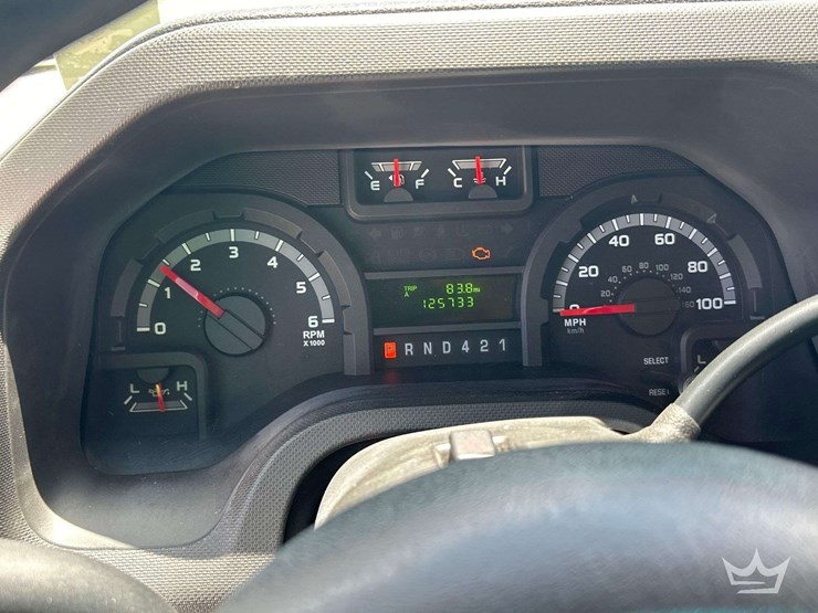 2017-ford-e450-image-15