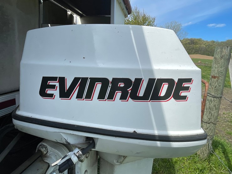 #2103-•-1990-kennedy-24'-supreme-pontoon-and-trailer-(has-wi-title)-image-32