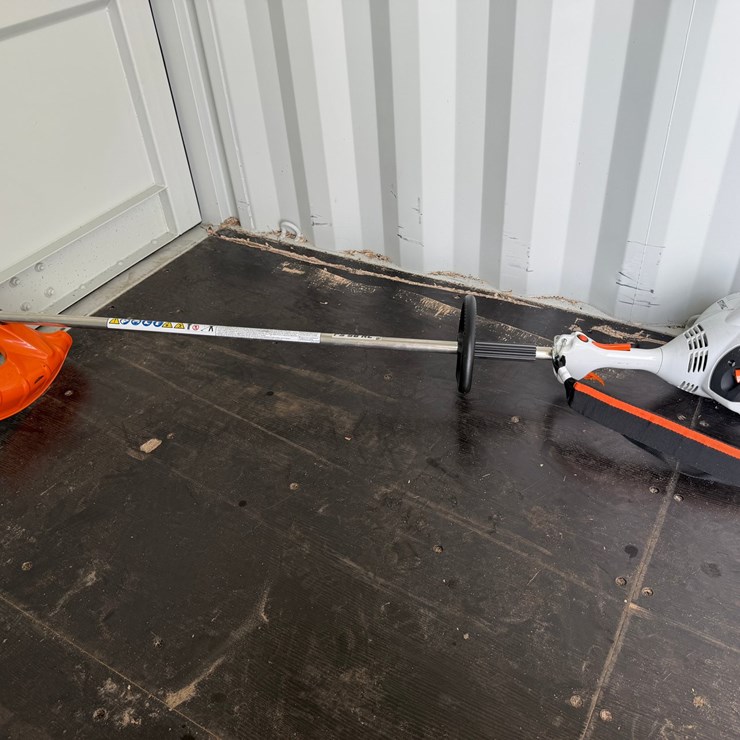 #6020 • STIHL FS56RC String Trimmer