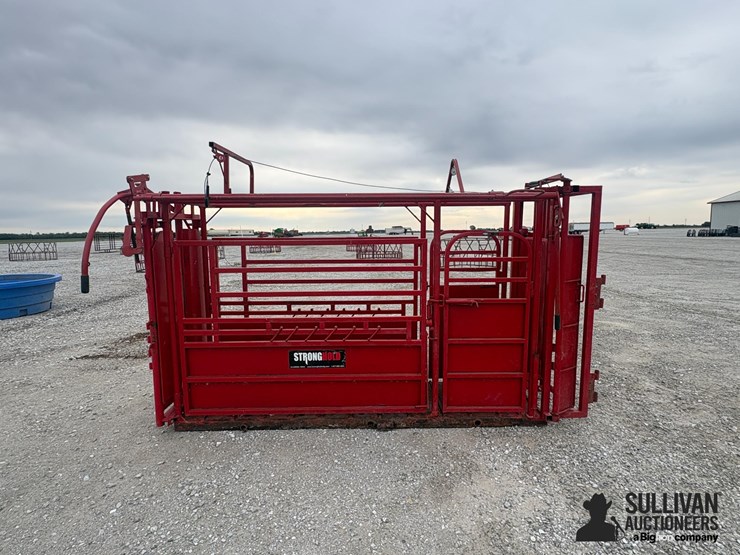 stronghold-cattle-chute-image-8