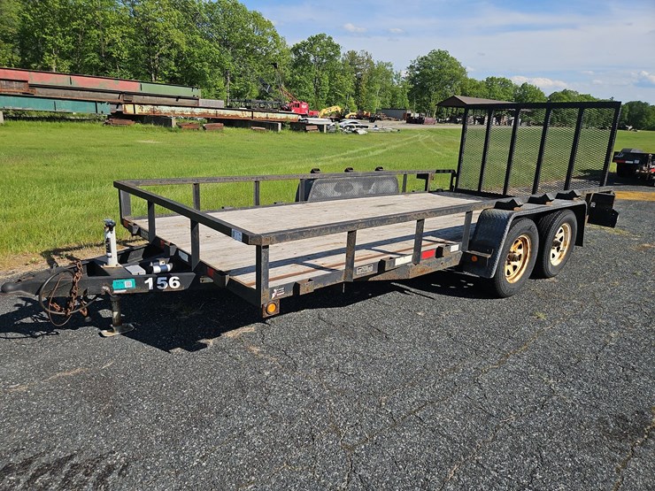2010-sure-trac-t/a-utility-trailer-image-1