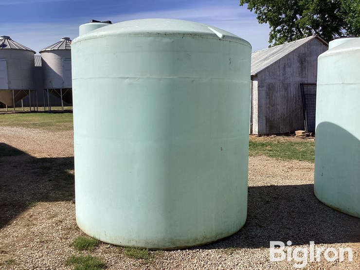 3,000-gal-storage-tank-image-8