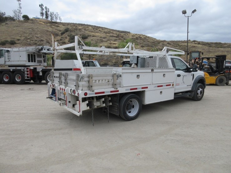 2019-ford-f550-xl-sd-image-3