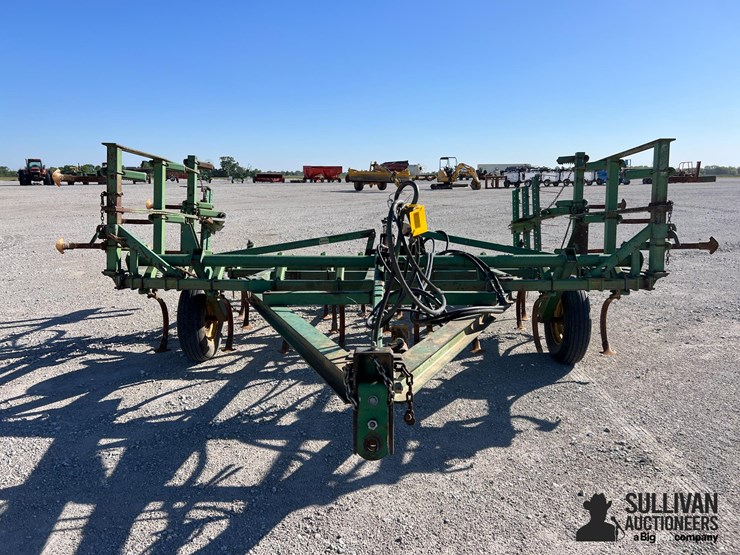 john-deere-1000-image-2