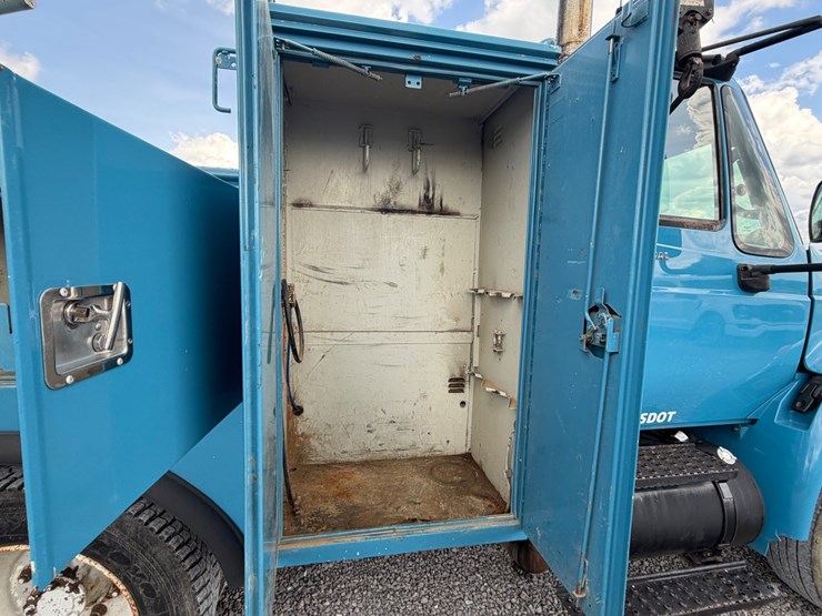 2007-international-durastar-4200-image-31
