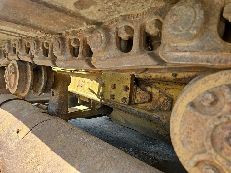 caterpillar-d5b-image-15