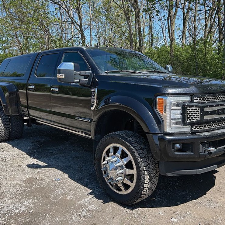 2019 FORD F450 PLATINUM
