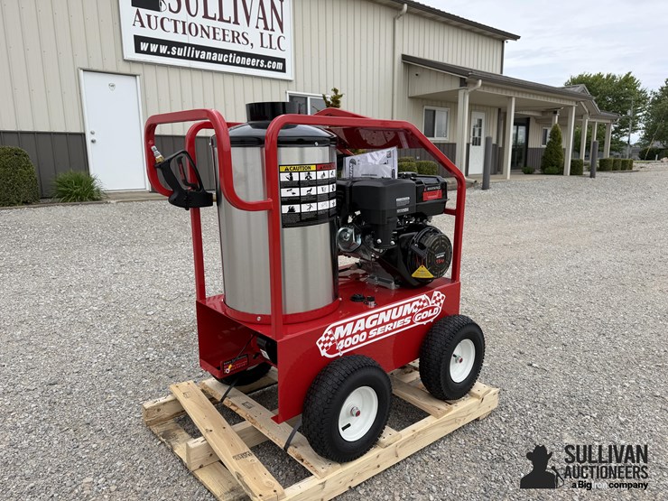 2026-magnum-4000-series-hot-water-pressure-washer-image-5
